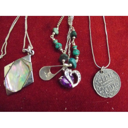 37 - SELECTION OF SILVER AND SILVER METAL JEWELLERY INCLUDING A CELTIC STYLE SILVER PENDANT WITH AMETHYST... 