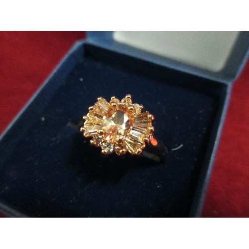 43 - GOLD PLATED DRESS RING WITH CITRINE COLOUR CRYSTALS - SIZE P