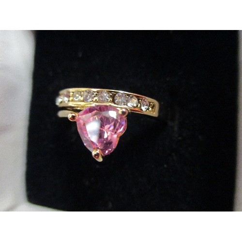 42 - GOLD PLATED RING WITH PINK HEART AND DIAMANTE - SIZE P