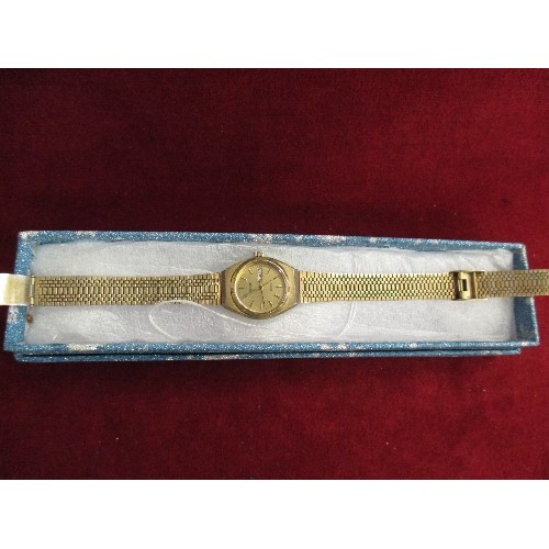 52 - SEKONDA LADIES QUARTZ WRIST WATCH WITH GOLD PLATED AND STEEL STRAP