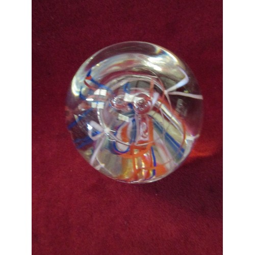 76 - LARGE PAPERWEIGHT WITH BLUE AND RED SWIRL DESIGN - 8CM DIA