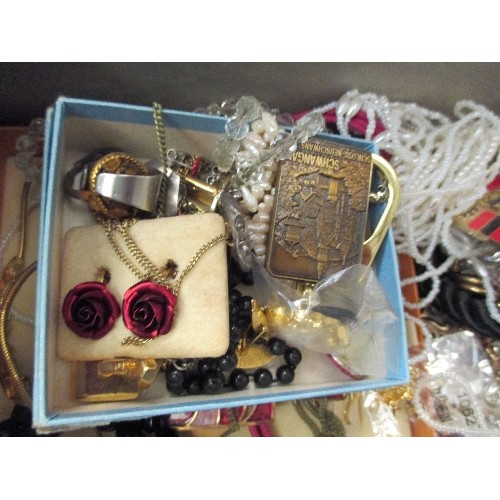 67 - BOX OF COSTUME JEWELLERY INCLUDING NECKLACES, BROOCHES, BANGLES, PIN BADGES ETC