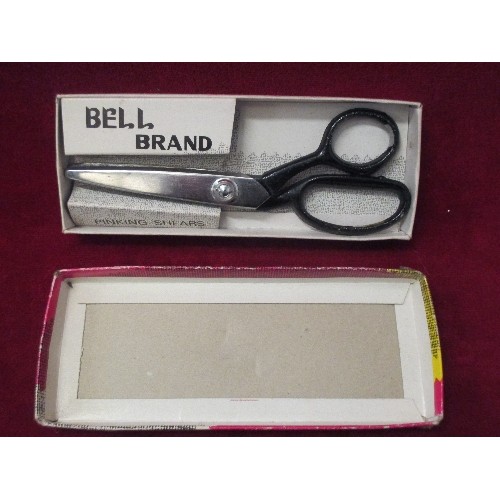 93 - BELL BRAND PINKING SHEARS