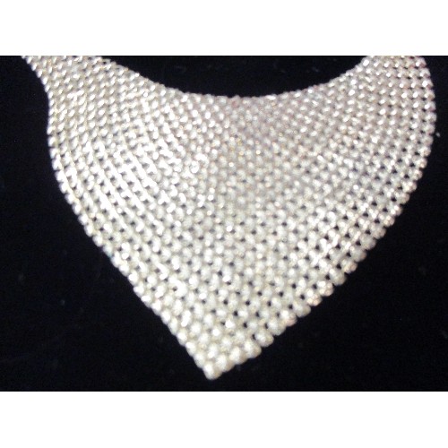 24 - ART DECO STYLE CHAINMAIL NECKLACE