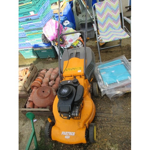 664 - PETROL LAWNMOWER - PARTNER 431