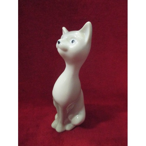 2 - JOHN JENKINS JAPANESE PORCELAIN GREY CAT FIGURE - 18CM