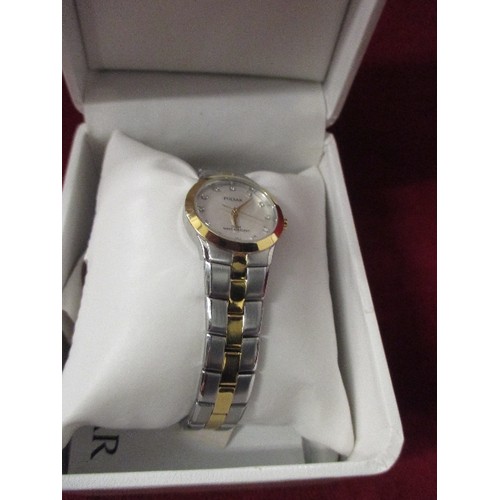 32 - PULSAR ANALOGUE TYPE LADIES WRIST WATCH, THE FACE SET WITH CRYSTALS, GILT AND BRUSHED STEEL STRAP - ... 