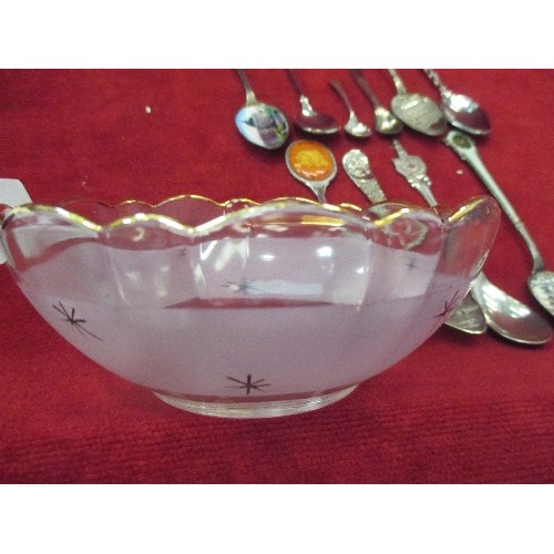 88 - VINTAGE GILT RIMMES GLASS BOWL & CONTENTS OF SOUVENIR SPOONS