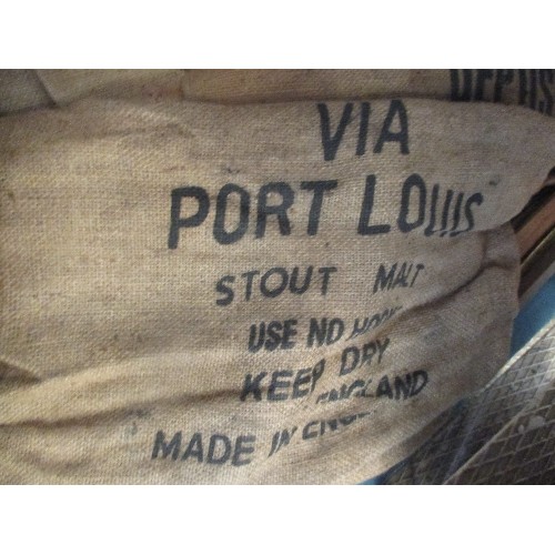 164 - SELECTION OF VINTAGE SACKS