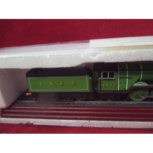 170 - STATIC MODEL FLYING SCOTSMAN (LOOSE COUPLNG RODS)