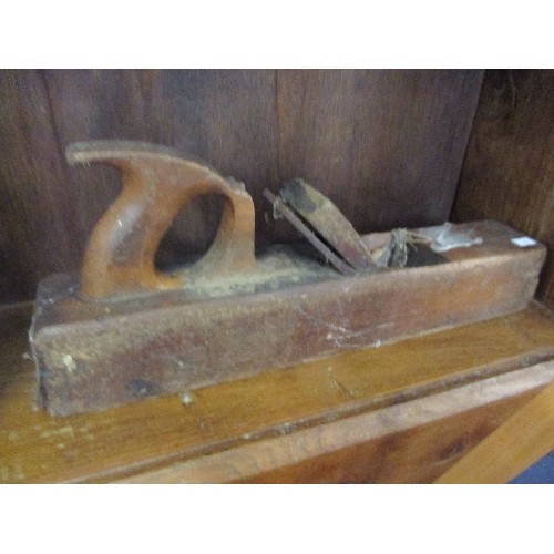 487 - VINTAGE WOODEN BOX PLANE