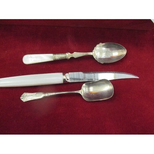 325 - SELECTION OF VINTAGE CUTLERY INCL SUGAR NIPS, KNIVES ETC