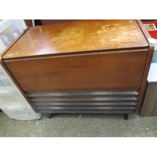 360 - VINTAGE  FERRANTI 345 VALVE RADIOGRAM