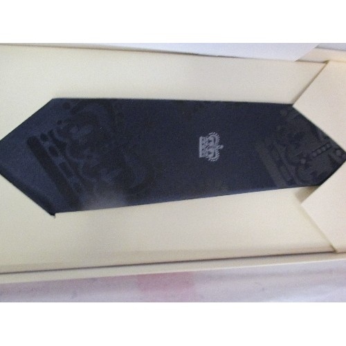 190 - ROYAL MAIL COMMISSION BOXED TIE SET