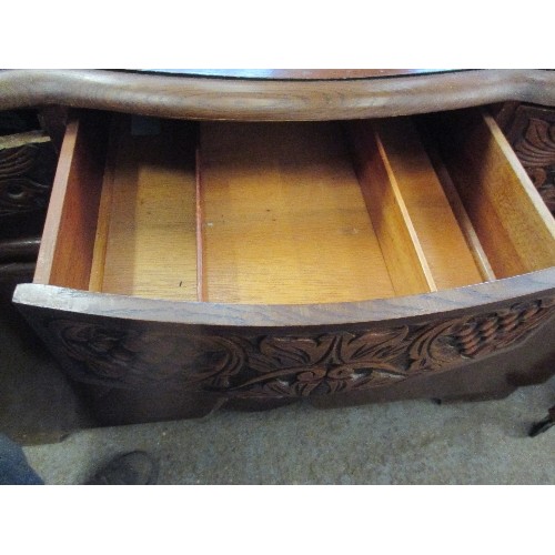 354 - 1940'S / 50'S OAK VENEERED SIDEBOARD WITH CUTLERY DRAWER