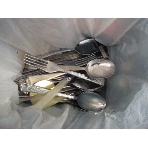 384 - CRATE OF PICTURE AND PHOTO FRAMES AND MIXED CUTLERY