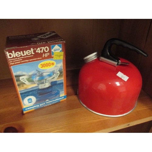 394E - BLUET 470 CAMPING GAZ STOVE AND RED KETTLE