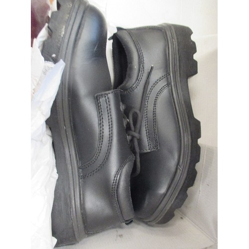 418 - 2 PAIRS OF TROJAN BLACK SAFETY SHOES - SIZE 7 BY ARCO - AS NEW IN BOXES AND A PAIR OF LADIES BLACK L... 