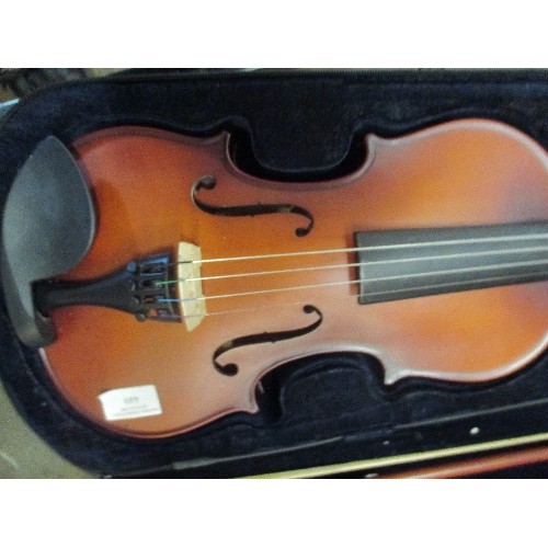 449 - VIOLIN IN CASE BY AILEEN SIZE 4/4 WITH CASE AND BOW