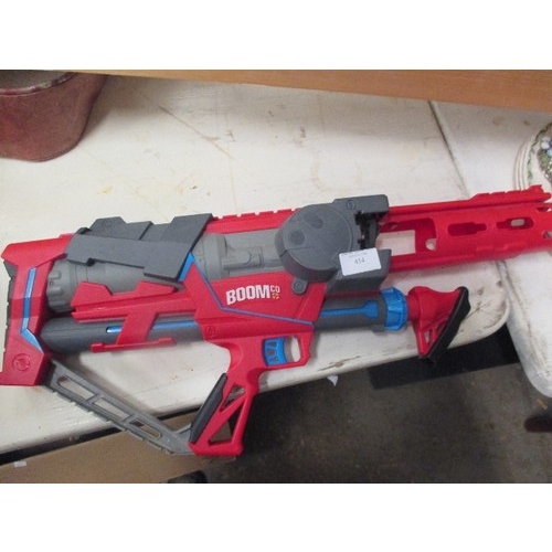 454 - BOOM CO WATER SQUIRT GUN