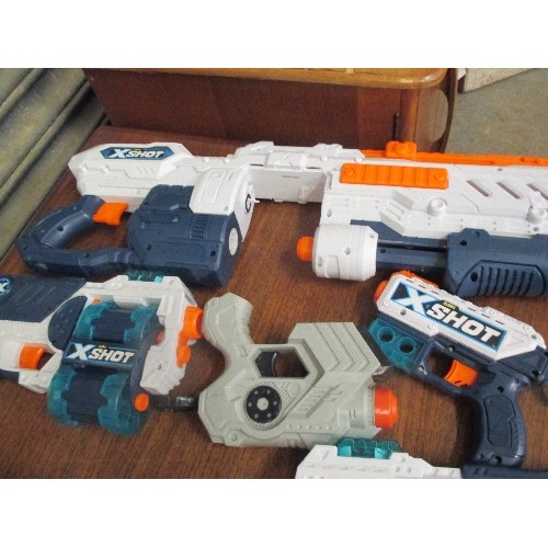 457 - X SHOT SPONGE BALL SHOOTER PISTOLS AND GUN