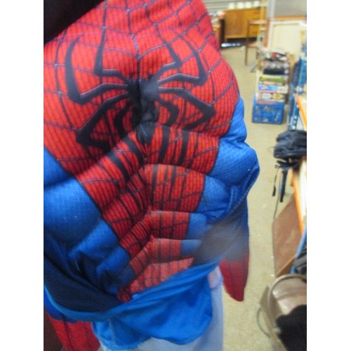 472 - QUANTITY OF CHILDREN'S DRESSING UP CLOTHES INCL SPIDERMAN, DRAGONMAN, FAIRY ETC