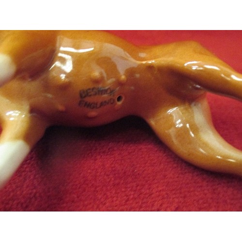 44 - BESWICK BOXER DOG - 9CM X 8CM