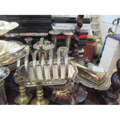 297A - MIXED LOT OF VINTAGE METALWARE INC 2 TIER CAKE STAND, TOAST RACK, GRAVY BOAT, BUTTER DISH ETC