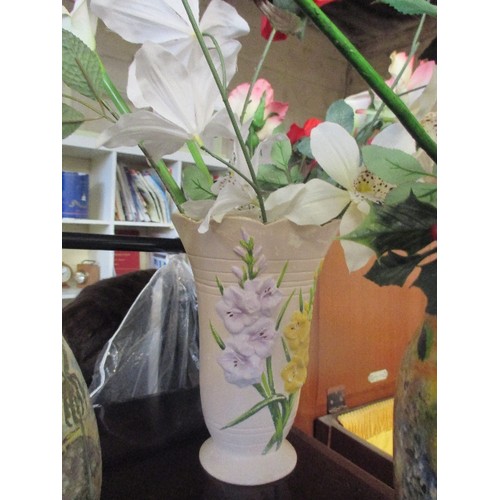 243 - LARGE CERAMIC PLANTER & 3 VASES WITH FLORAL DISPLAYS