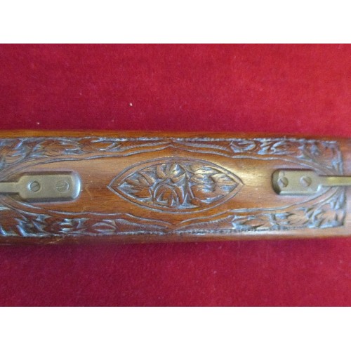 62 - ANTIQUE CARVED CARVING SET POSSIBLY INDIAN