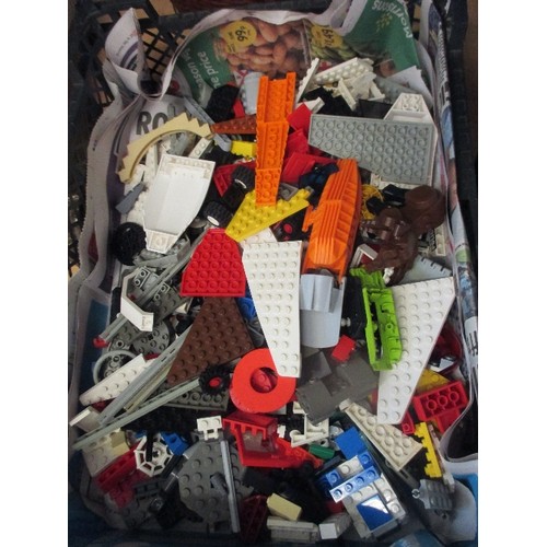 230 - APPROX 1KG OF LEGO