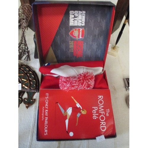 207 - ARSENAL MEMBERSHIP BOX 2016/17