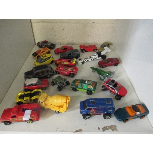 189 - 2 CUBES OF TOY CARS & VEHICLES