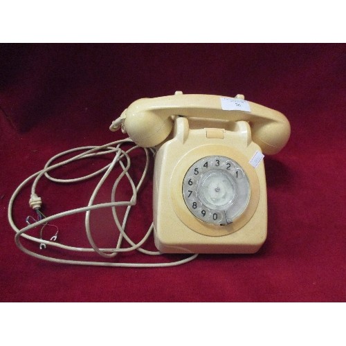 76 - CREAM RETRO GPO PHONE