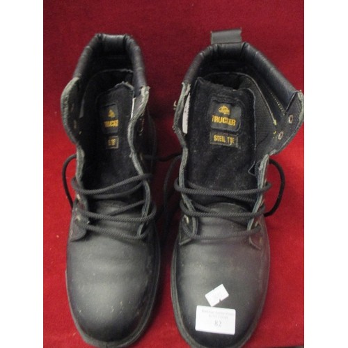 82 - TRUCKER STEEL TOE SAFETY BOOTS SIZE 11