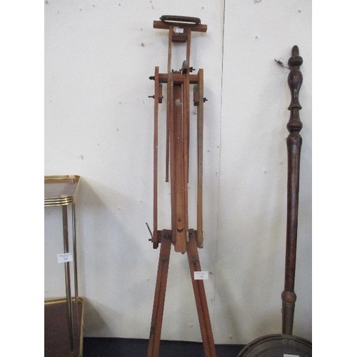 132 - ARTISTS WOODEN EASEL