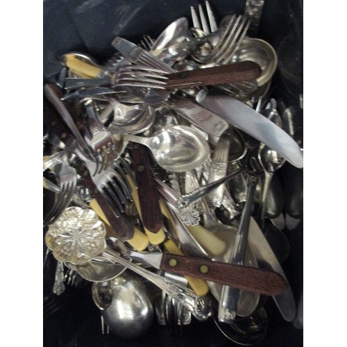 163 - TUB OF MIXED CUTLERY