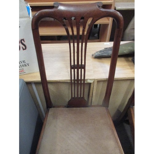 370 - 3 X 1920'S MAHOGANY QUEEN ANNE STYLE CHAIRS WITH DROP IN SEATS