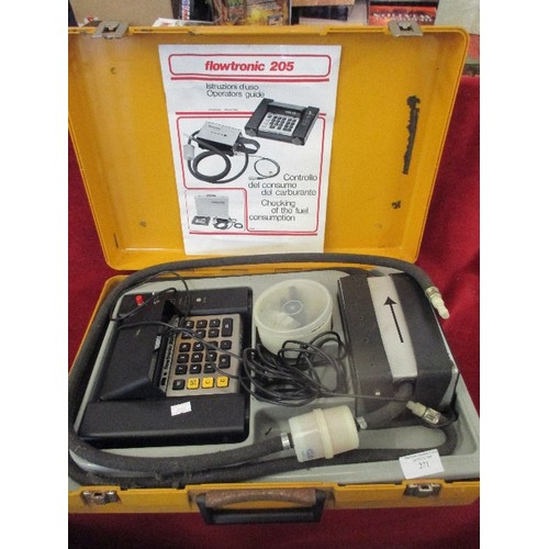 271 - FLOWTRONIC 205 FUEL CONSUMPTION CHECKER IN CARRY CASE