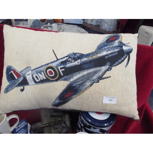 286 - RAF JOB LOT TO INCLUDE SPITFIRE CUSHION, RAF DUXFORD & DAMBUSTERS MUGS, RAF TIN, BRONZE COLOURED SPI... 