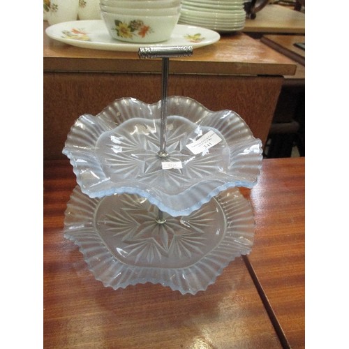 341 - ART DECO PRESSED GLASS CAKE STAND