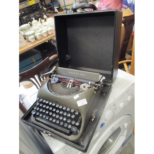 347 - VINTAGE REMINGTON TYPEWRITER IN CASE