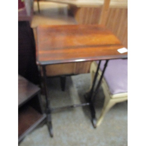 392 - ANTIQUE ROSEWOOD SIDE TABLE ON SLENDER TURNED LEGS