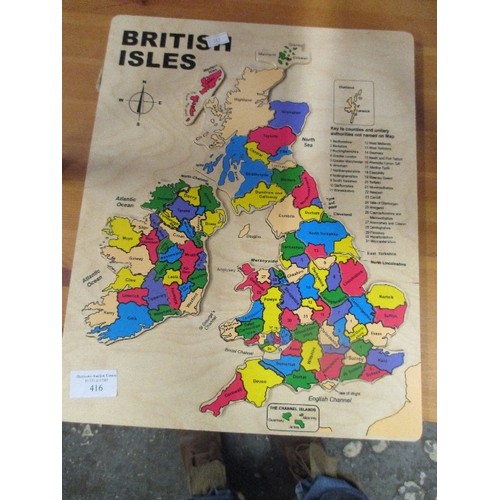 416 - BRITISH ISLES WOODEN COUNTY JIGSAW MAP AND 4 X BOXED JIGSAWS - MAPS AND FLAGS