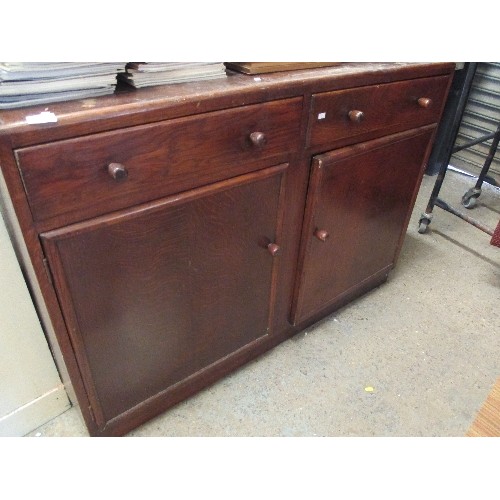 485 - CIRCA 1940'S OAK AND OAK VENEERED SIDEBOARD - 122CM X 47CM X 85CM