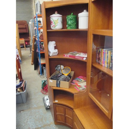 518 - MID CENTURY NATHAN FURNITURE TEAK CORNER UNIT WITH CUPBOARD BELOW AND OPEN SHELVES ABOVE. 80CM X 194... 