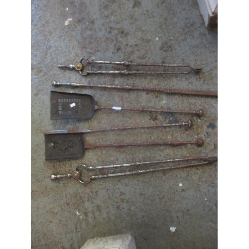 71 - GEORGIAN STYLE STEEL FIRESIDE TOOLS