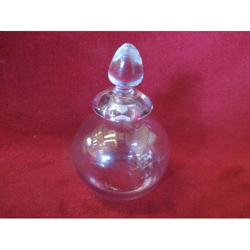 88 - 3 GLASS ITEMS TO INCLUDE VASES & JAR WITH STOPPER