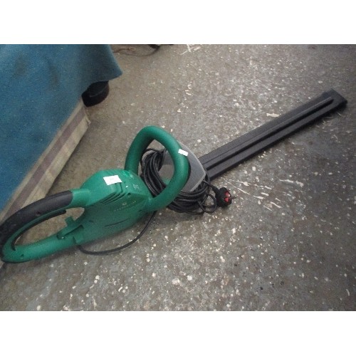 152 - ELECTRIC HEDGE TRIMMER