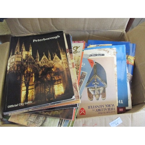 368 - LARGE BOX FULL OF BOOKLETS AND GUIDES ON BRITISH HOUSES, STATELY HOMES, TOURIST ATTRACTIONS - SOME O... 